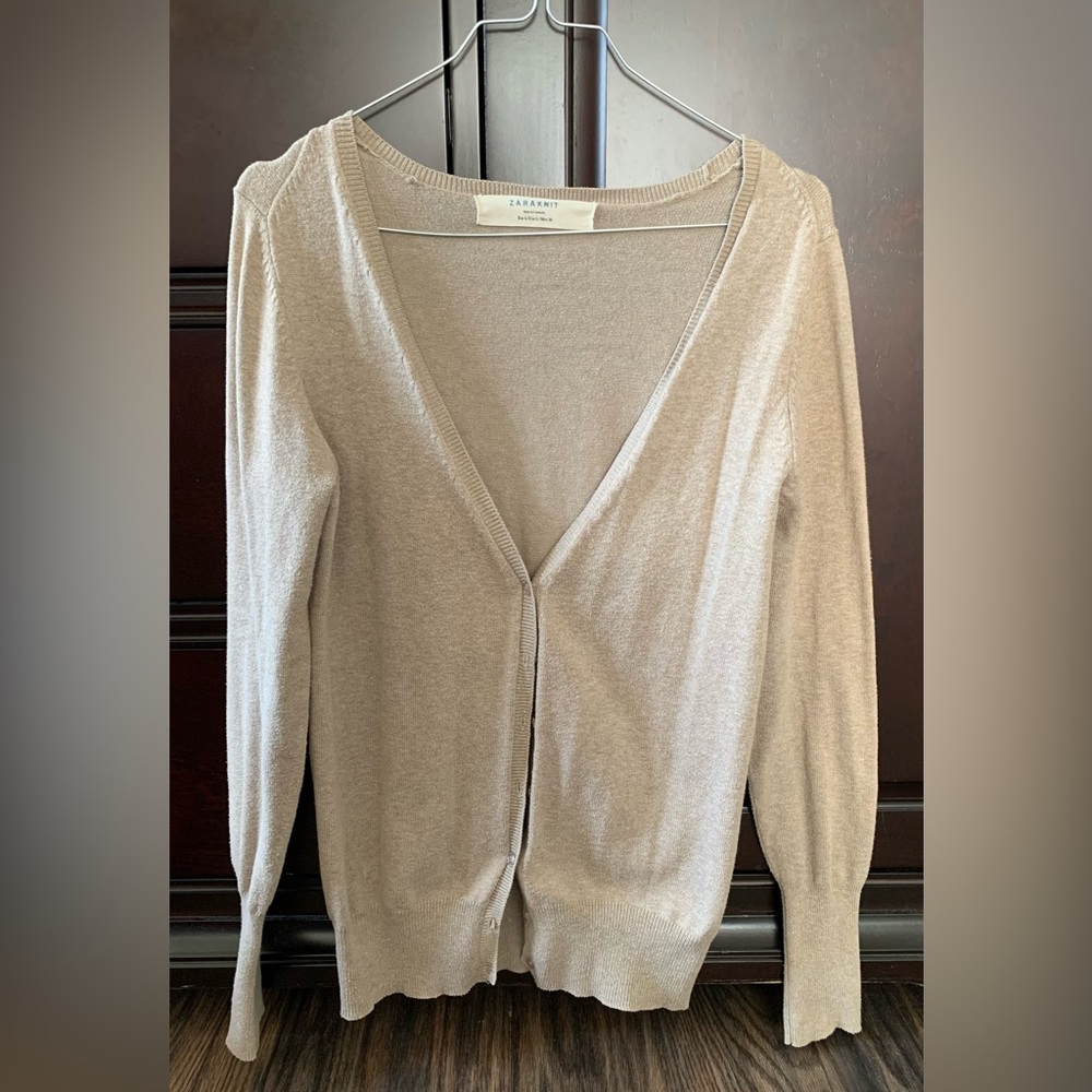 Beautiful Women's Beige Cardigan Sweater Size L
